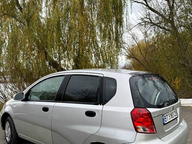 Сірий Шевроле Авео, об'ємом двигуна 1.5 л та пробігом 236 тис. км за 3200 $, фото 3 на Automoto.ua