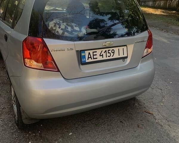 Серый Шевроле Авео, объемом двигателя 1.5 л и пробегом 198 тыс. км за 3200 $, фото 2 на Automoto.ua
