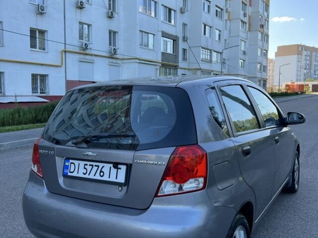 Серый Шевроле Авео, объемом двигателя 1.5 л и пробегом 277 тыс. км за 2600 $, фото 5 на Automoto.ua