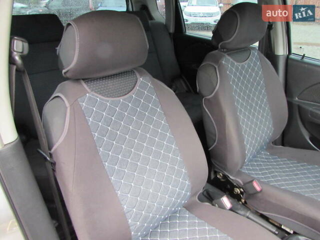 Серый Шевроле Авео, объемом двигателя 1.5 л и пробегом 229 тыс. км за 2900 $, фото 17 на Automoto.ua