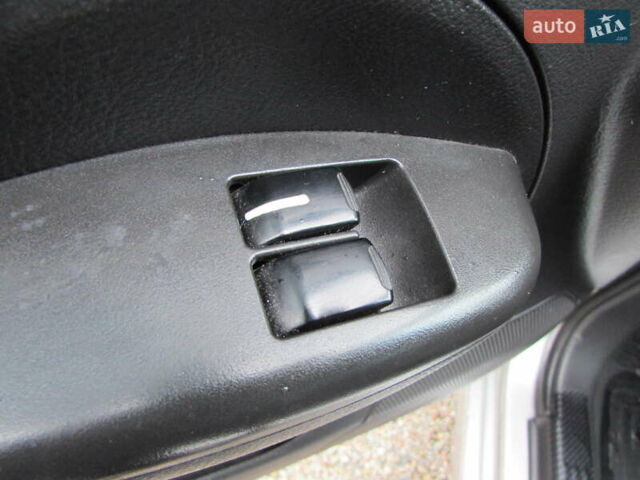 Серый Шевроле Авео, объемом двигателя 1.5 л и пробегом 229 тыс. км за 2900 $, фото 19 на Automoto.ua