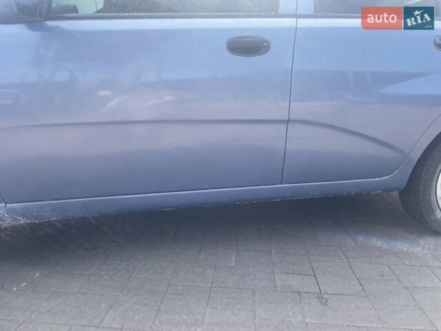 Серый Шевроле Авео, объемом двигателя 1.5 л и пробегом 190 тыс. км за 2900 $, фото 3 на Automoto.ua