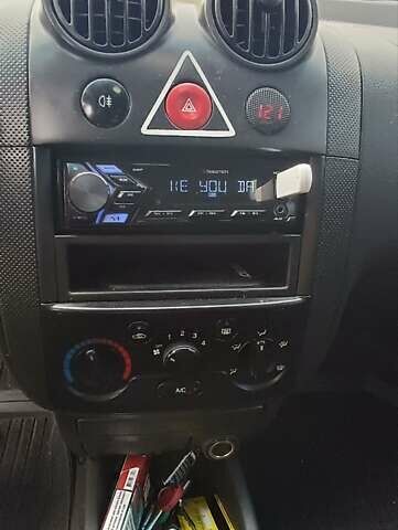 Серый Шевроле Авео, объемом двигателя 1.5 л и пробегом 226 тыс. км за 2999 $, фото 13 на Automoto.ua