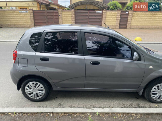 Серый Шевроле Авео, объемом двигателя 1.5 л и пробегом 137 тыс. км за 4200 $, фото 8 на Automoto.ua
