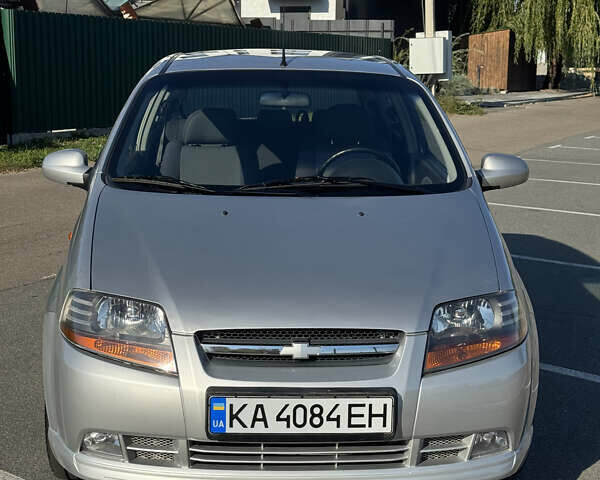 Серый Шевроле Авео, объемом двигателя 1.6 л и пробегом 155 тыс. км за 4100 $, фото 4 на Automoto.ua