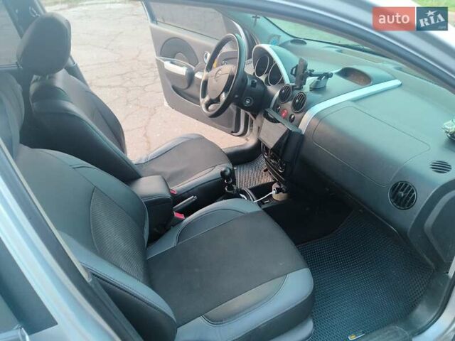 Серый Шевроле Авео, объемом двигателя 1.5 л и пробегом 204 тыс. км за 2700 $, фото 11 на Automoto.ua