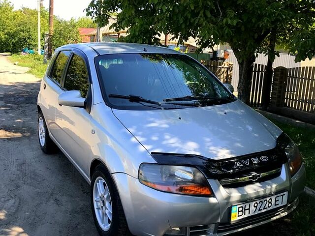 Серый Шевроле Авео, объемом двигателя 1.5 л и пробегом 250 тыс. км за 2650 $, фото 1 на Automoto.ua