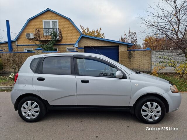 Серый Шевроле Авео, объемом двигателя 1.5 л и пробегом 1 тыс. км за 2400 $, фото 13 на Automoto.ua