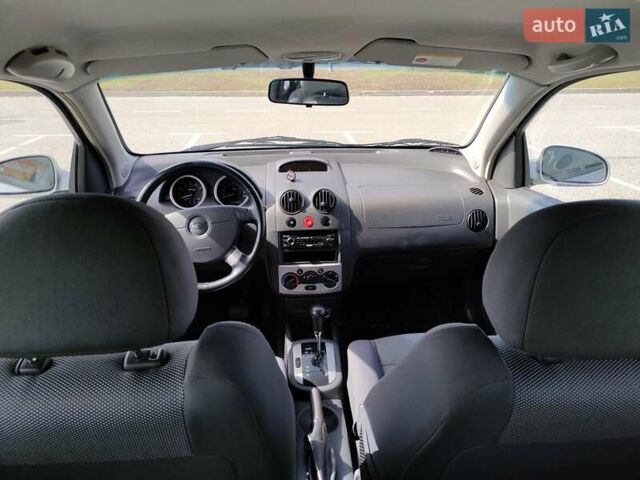 Серый Шевроле Авео, объемом двигателя 1.6 л и пробегом 155 тыс. км за 4100 $, фото 14 на Automoto.ua