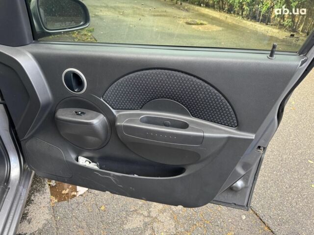 Серый Шевроле Авео, объемом двигателя 1.5 л и пробегом 168 тыс. км за 3390 $, фото 17 на Automoto.ua