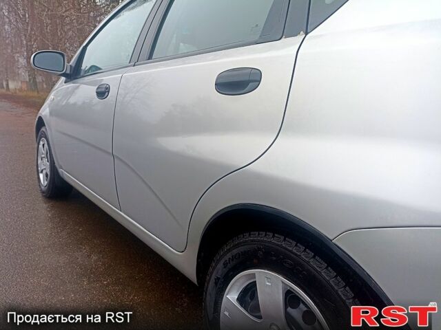 Серый Шевроле Авео, объемом двигателя 1.5 л и пробегом 200 тыс. км за 3100 $, фото 9 на Automoto.ua