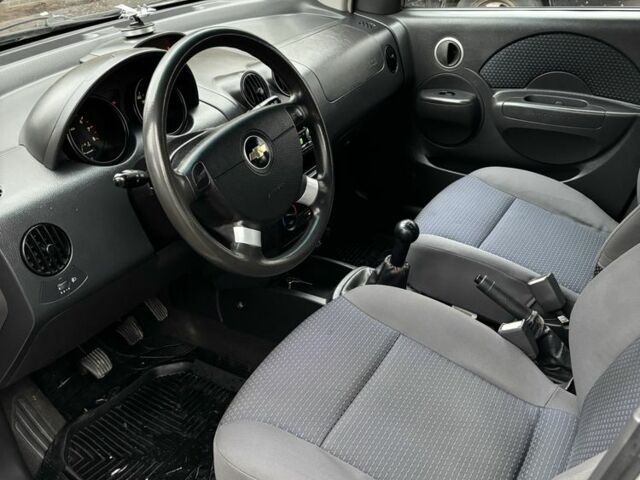 Серый Шевроле Авео, объемом двигателя 1.2 л и пробегом 240 тыс. км за 3200 $, фото 19 на Automoto.ua