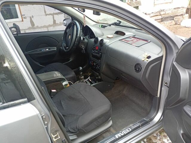 Сірий Шевроле Авео, об'ємом двигуна 1.5 л та пробігом 2 тис. км за 2700 $, фото 12 на Automoto.ua