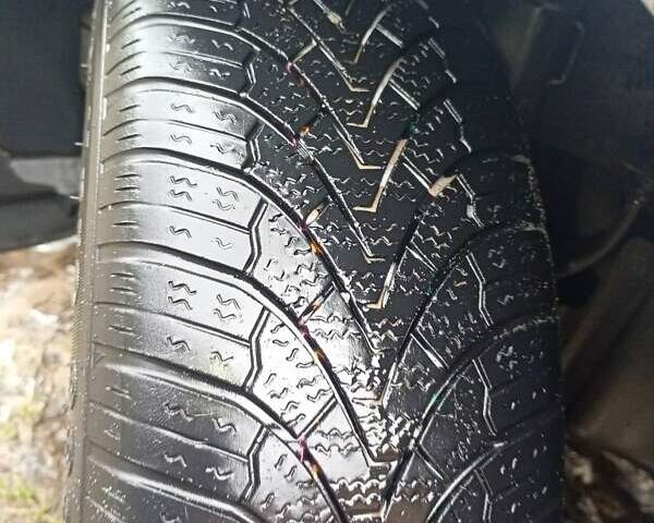 Сірий Шевроле Авео, об'ємом двигуна 1.5 л та пробігом 200 тис. км за 2700 $, фото 2 на Automoto.ua