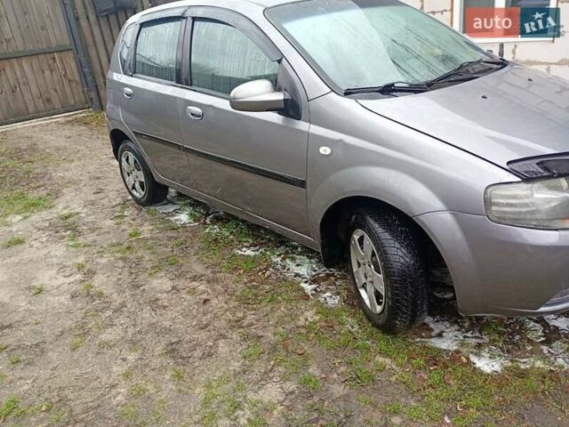 Сірий Шевроле Авео, об'ємом двигуна 1.5 л та пробігом 200 тис. км за 2700 $, фото 12 на Automoto.ua