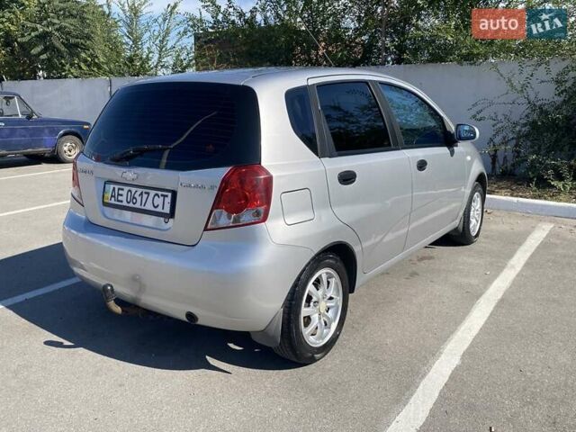 Серый Шевроле Авео, объемом двигателя 1.5 л и пробегом 284 тыс. км за 2850 $, фото 3 на Automoto.ua