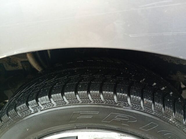 Сірий Шевроле Авео, об'ємом двигуна 1.5 л та пробігом 2 тис. км за 2700 $, фото 4 на Automoto.ua