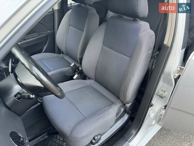 Серый Шевроле Авео, объемом двигателя 1.2 л и пробегом 220 тыс. км за 3450 $, фото 31 на Automoto.ua