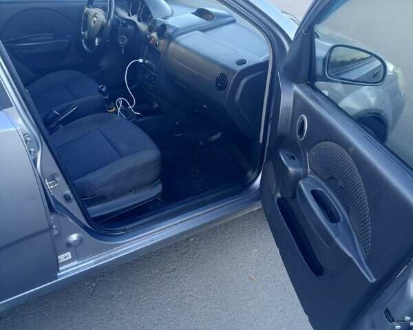 Серый Шевроле Авео, объемом двигателя 1.5 л и пробегом 224 тыс. км за 3500 $, фото 15 на Automoto.ua