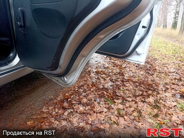 Серый Шевроле Авео, объемом двигателя 1.5 л и пробегом 200 тыс. км за 3100 $, фото 5 на Automoto.ua