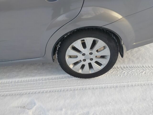 Сірий Шевроле Авео, об'ємом двигуна 1.5 л та пробігом 229 тис. км за 3500 $, фото 4 на Automoto.ua