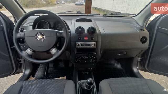 Серый Шевроле Авео, объемом двигателя 1.5 л и пробегом 166 тыс. км за 4300 $, фото 6 на Automoto.ua
