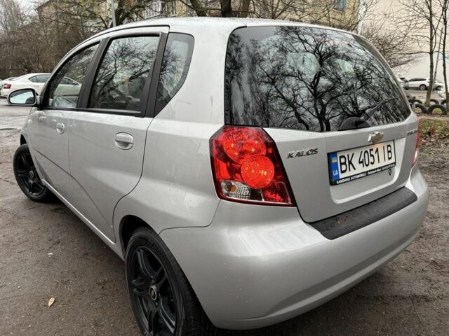 Серый Шевроле Авео, объемом двигателя 1.2 л и пробегом 240 тыс. км за 3200 $, фото 7 на Automoto.ua