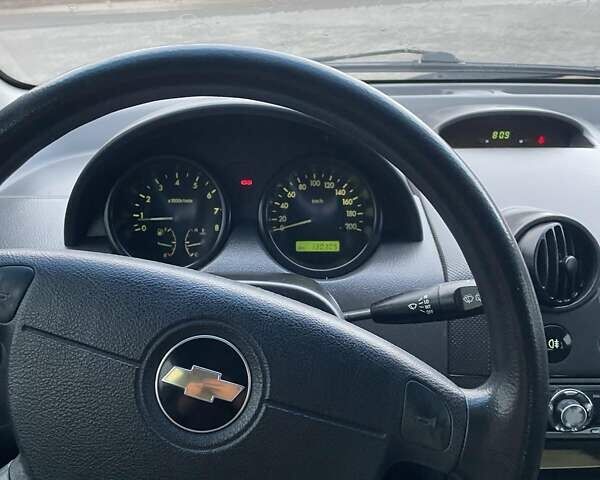 Серый Шевроле Авео, объемом двигателя 1.5 л и пробегом 130 тыс. км за 4100 $, фото 7 на Automoto.ua