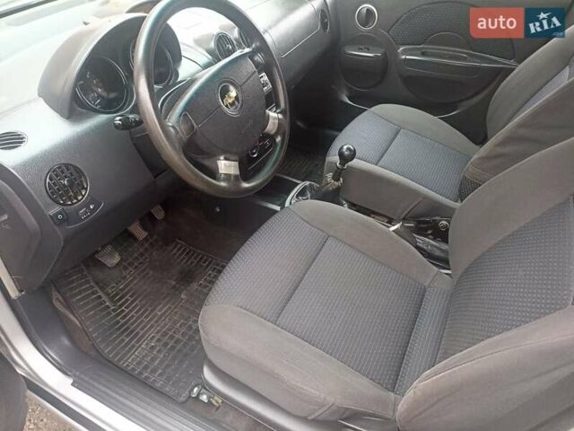 Серый Шевроле Авео, объемом двигателя 1.5 л и пробегом 200 тыс. км за 2999 $, фото 29 на Automoto.ua