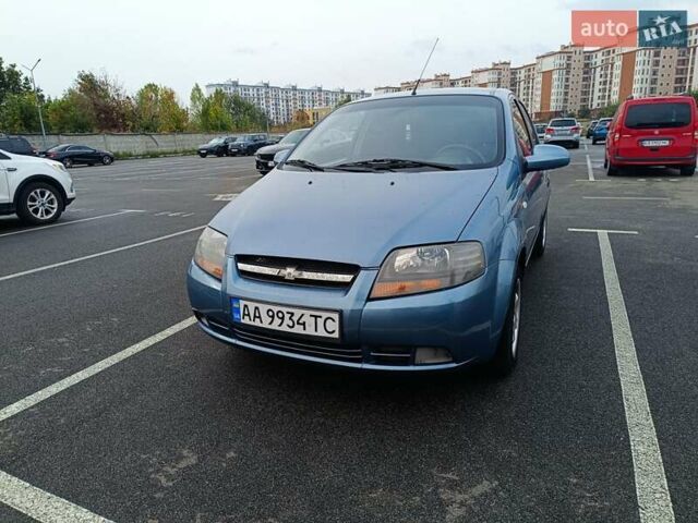 Серый Шевроле Авео, объемом двигателя 1.5 л и пробегом 282 тыс. км за 3200 $, фото 7 на Automoto.ua