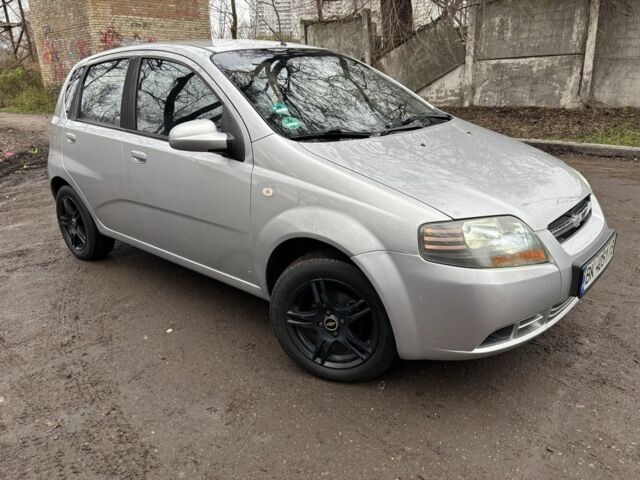 Серый Шевроле Авео, объемом двигателя 1.2 л и пробегом 240 тыс. км за 3200 $, фото 1 на Automoto.ua