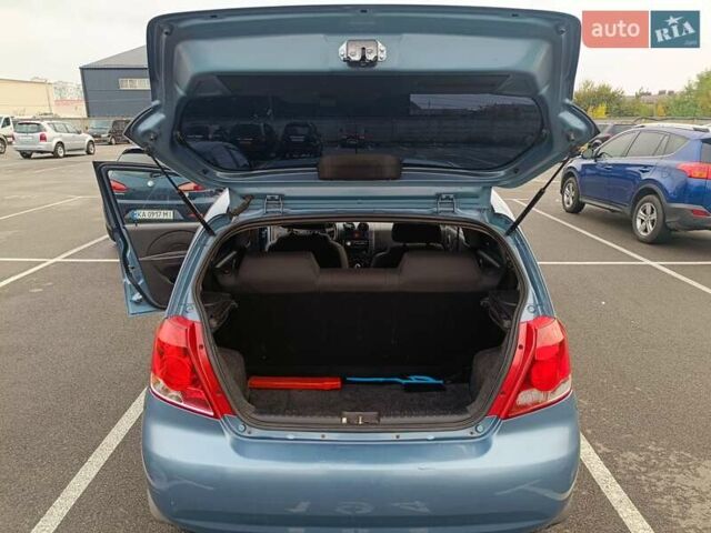 Серый Шевроле Авео, объемом двигателя 1.5 л и пробегом 282 тыс. км за 3200 $, фото 9 на Automoto.ua