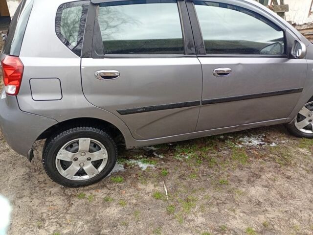Сірий Шевроле Авео, об'ємом двигуна 1.5 л та пробігом 2 тис. км за 2700 $, фото 8 на Automoto.ua