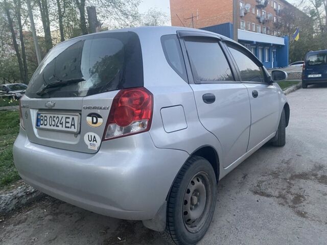 Серый Шевроле Авео, объемом двигателя 1.5 л и пробегом 260 тыс. км за 3300 $, фото 3 на Automoto.ua