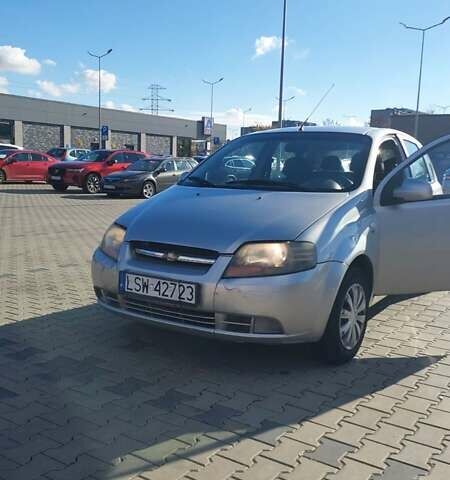 Сірий Шевроле Авео, об'ємом двигуна 1.2 л та пробігом 189 тис. км за 900 $, фото 4 на Automoto.ua