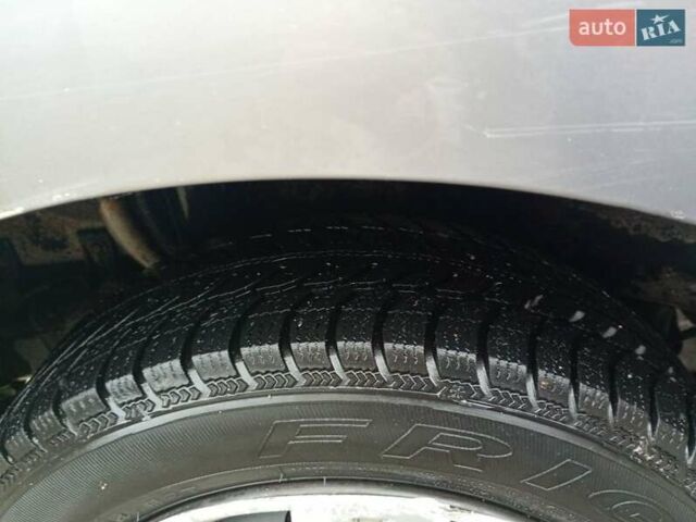 Сірий Шевроле Авео, об'ємом двигуна 1.5 л та пробігом 200 тис. км за 2700 $, фото 3 на Automoto.ua