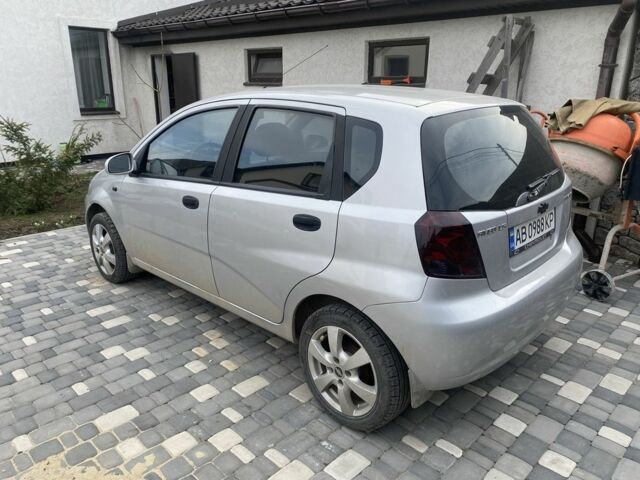 Серый Шевроле Авео, объемом двигателя 1.5 л и пробегом 190 тыс. км за 3200 $, фото 1 на Automoto.ua