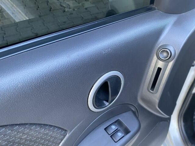 Серый Шевроле Авео, объемом двигателя 1.5 л и пробегом 160 тыс. км за 3200 $, фото 10 на Automoto.ua