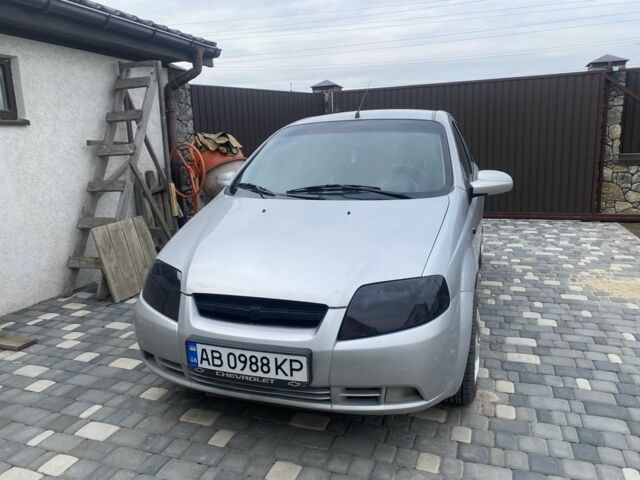 Серый Шевроле Авео, объемом двигателя 1.5 л и пробегом 198 тыс. км за 3900 $, фото 4 на Automoto.ua