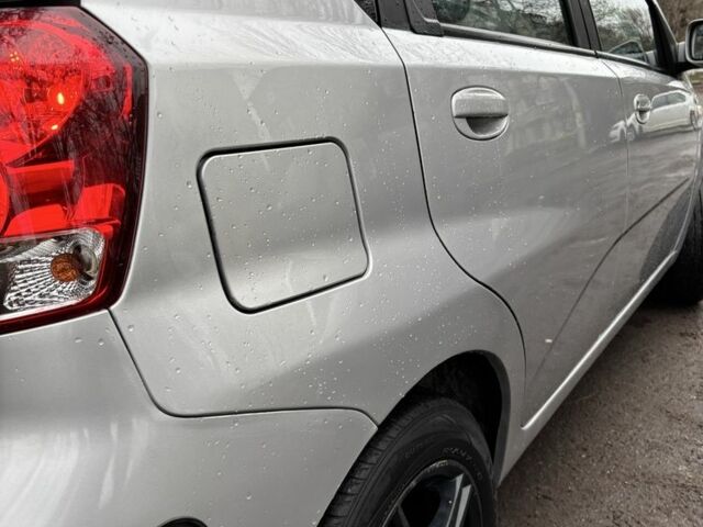 Серый Шевроле Авео, объемом двигателя 1.2 л и пробегом 240 тыс. км за 3200 $, фото 4 на Automoto.ua