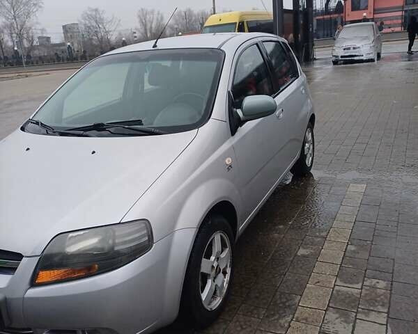 Сірий Шевроле Авео, об'ємом двигуна 1.4 л та пробігом 112 тис. км за 4150 $, фото 7 на Automoto.ua