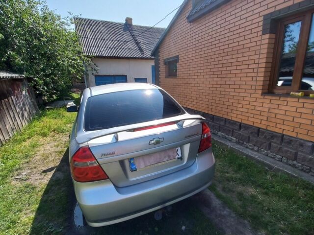 Серый Шевроле Авео, объемом двигателя 1.5 л и пробегом 270 тыс. км за 3000 $, фото 4 на Automoto.ua