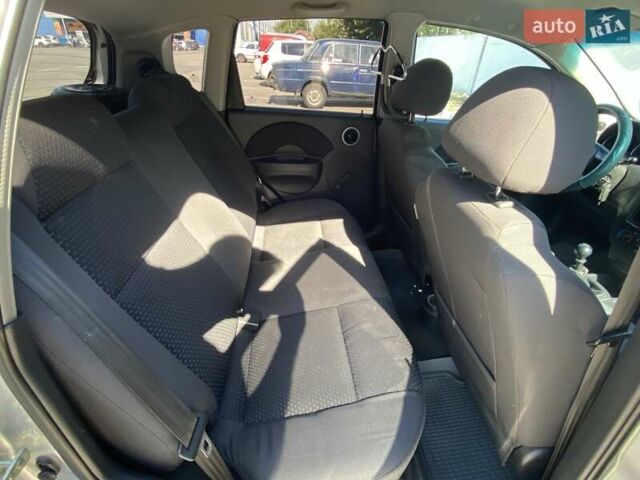 Серый Шевроле Авео, объемом двигателя 1.5 л и пробегом 284 тыс. км за 2850 $, фото 14 на Automoto.ua