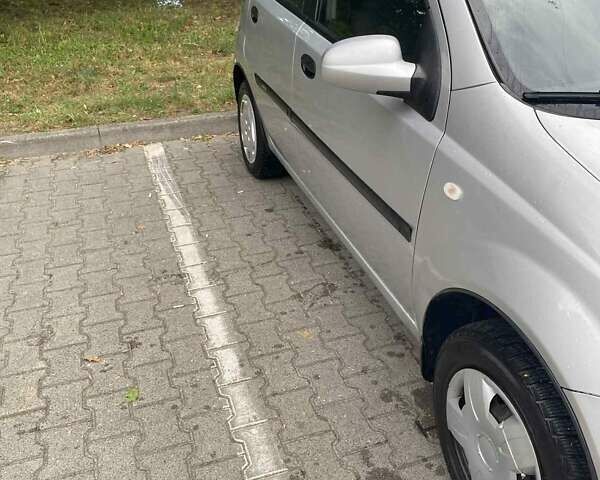 Сірий Шевроле Авео, об'ємом двигуна 1.5 л та пробігом 245 тис. км за 3000 $, фото 12 на Automoto.ua