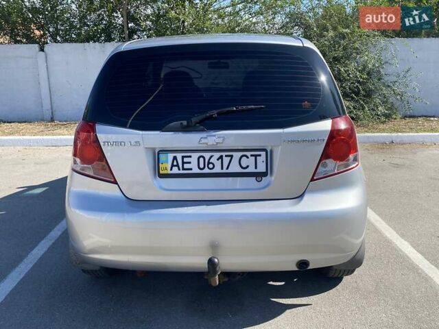 Серый Шевроле Авео, объемом двигателя 1.5 л и пробегом 284 тыс. км за 2850 $, фото 4 на Automoto.ua