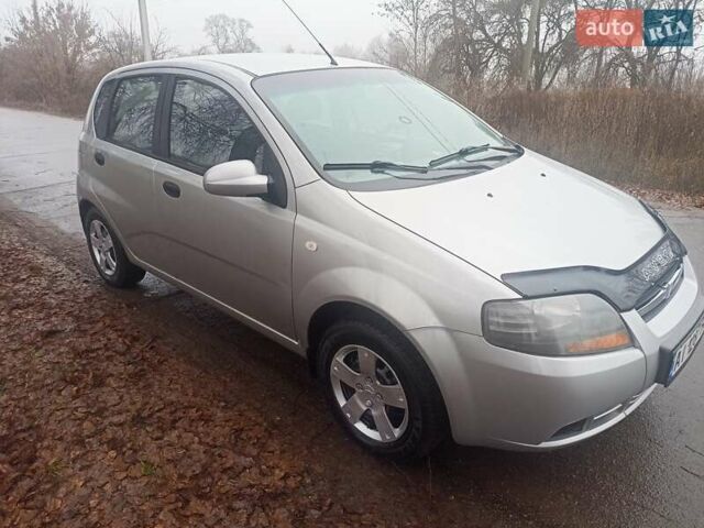 Серый Шевроле Авео, объемом двигателя 1.5 л и пробегом 200 тыс. км за 2999 $, фото 14 на Automoto.ua