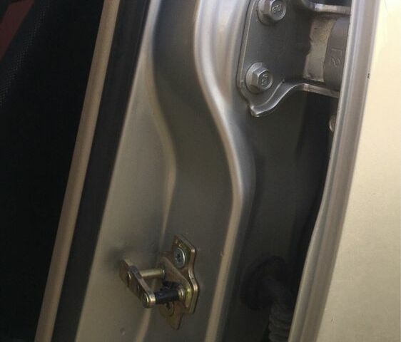 Серый Шевроле Авео, объемом двигателя 1.6 л и пробегом 160 тыс. км за 3500 $, фото 4 на Automoto.ua