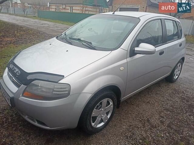 Серый Шевроле Авео, объемом двигателя 1.5 л и пробегом 200 тыс. км за 2999 $, фото 2 на Automoto.ua