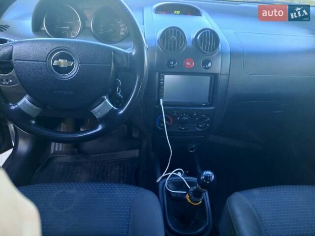 Серый Шевроле Авео, объемом двигателя 1.5 л и пробегом 224 тыс. км за 3500 $, фото 11 на Automoto.ua