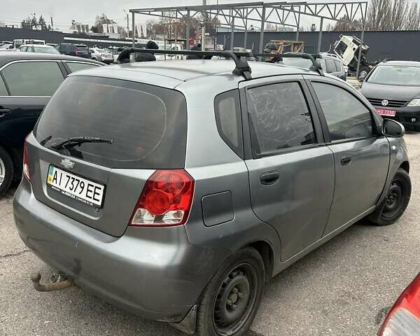 Сірий Шевроле Авео, об'ємом двигуна 1.5 л та пробігом 170 тис. км за 2600 $, фото 4 на Automoto.ua